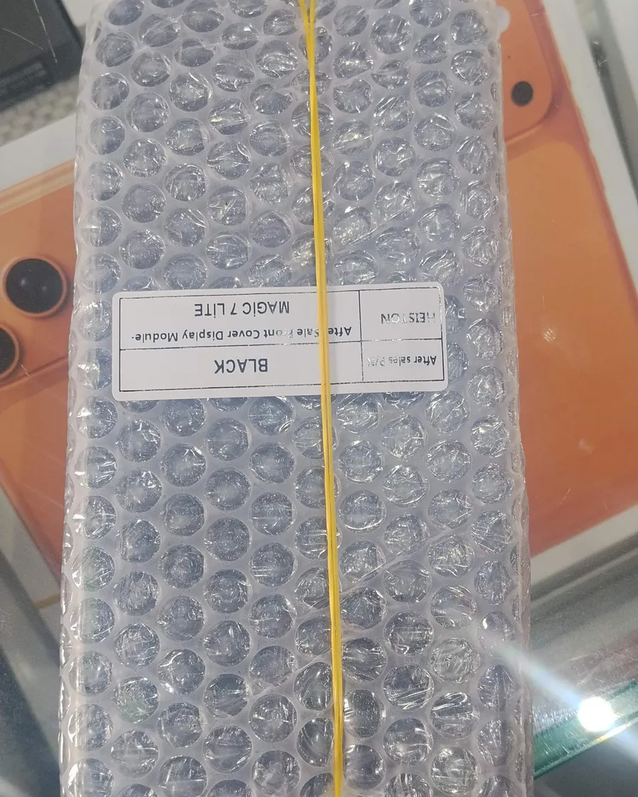 Balonlu naylona sarılı telefon ekran modülü